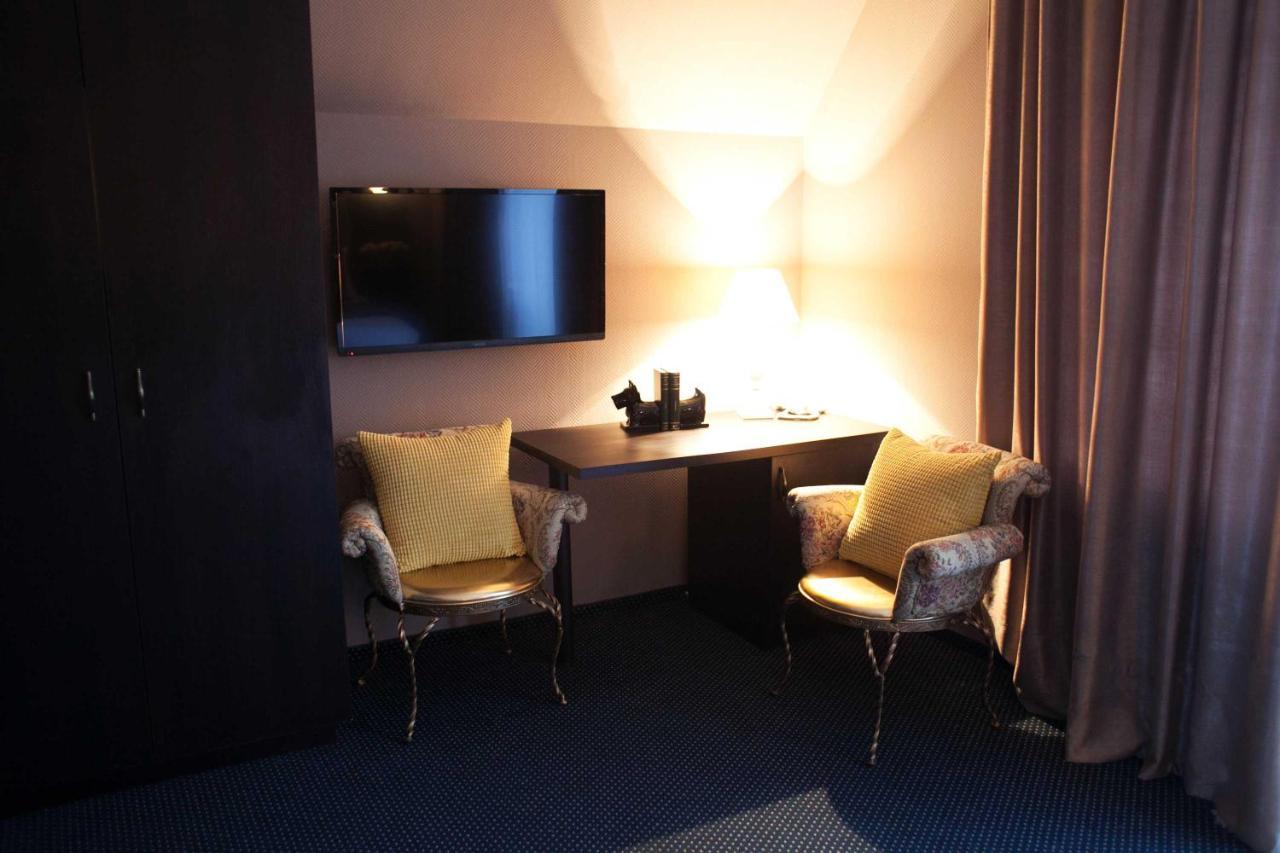 Shadow Boutique Hotel & Spa Кишинев Стая снимка