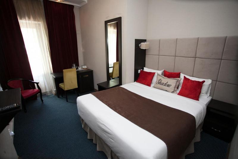 Shadow Boutique Hotel & Spa Кишинев Стая снимка